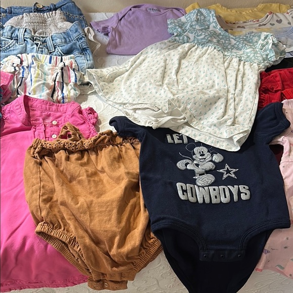 24month-2T Bundle including a Vineyard Vine Dress. 21 items. Harley Davidson - Picture 7 of 16